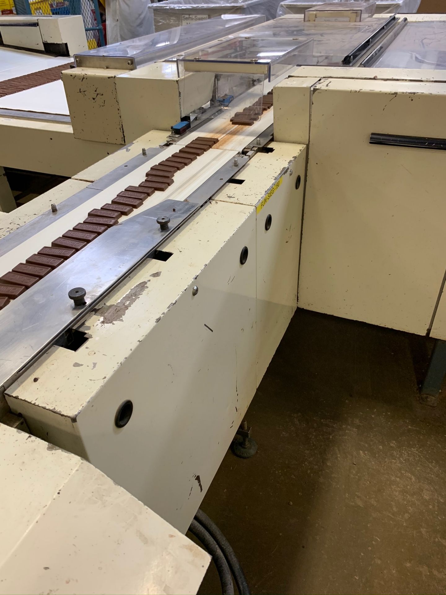 (Located in Burlington WI) Sapal 5 Lane Feeding Conveyor Type AA-15 for Flow. RIGGING FEE: $41,500 - Image 19 of 33
