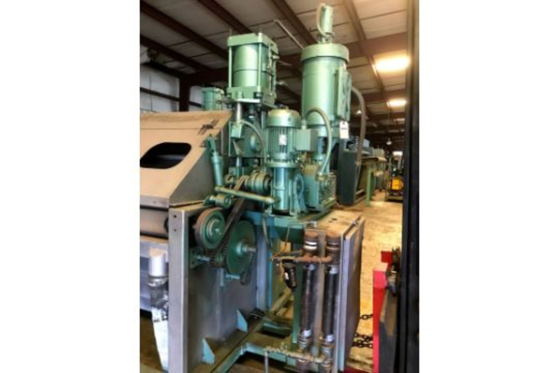 Gessner Squeezer Air Water Pressure, Working Length 14.5', Rigging Fee $250 - Image 3 of 7