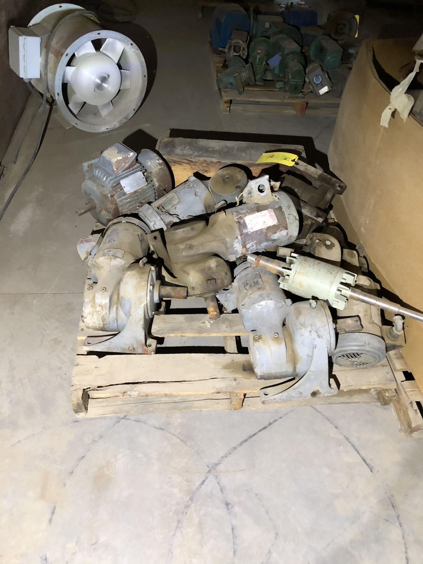 Pallet of Eletrical Motors, Including Unimount 125 Motor - Image 2 of 4