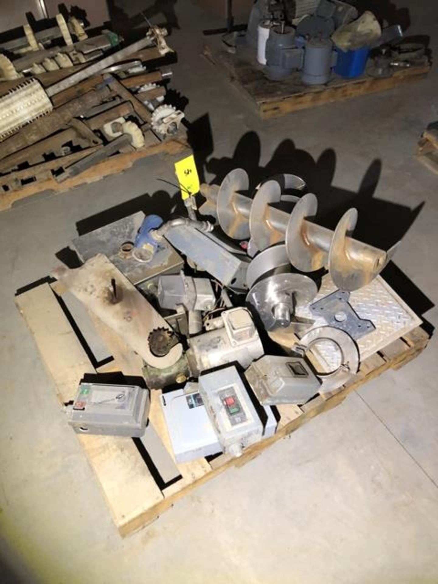 Pallet of Start Stop Boxes & 2-3 ft. Augers - Image 3 of 3