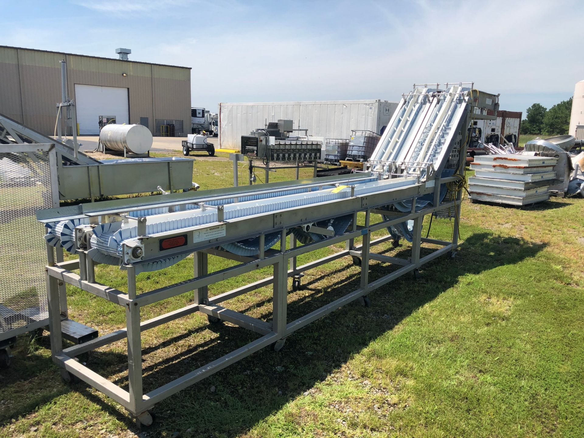 Inclined Material Processing Dual Lined Conveyor, S/N #10982, DOM 1997 Rigging Price: $350