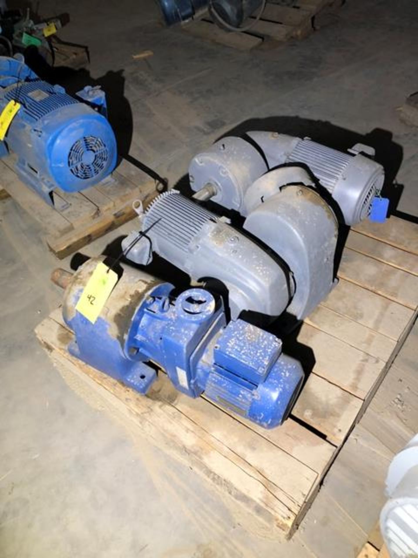 (3) Smaller Motors & Pumps (5 HP Motors) - Image 2 of 4