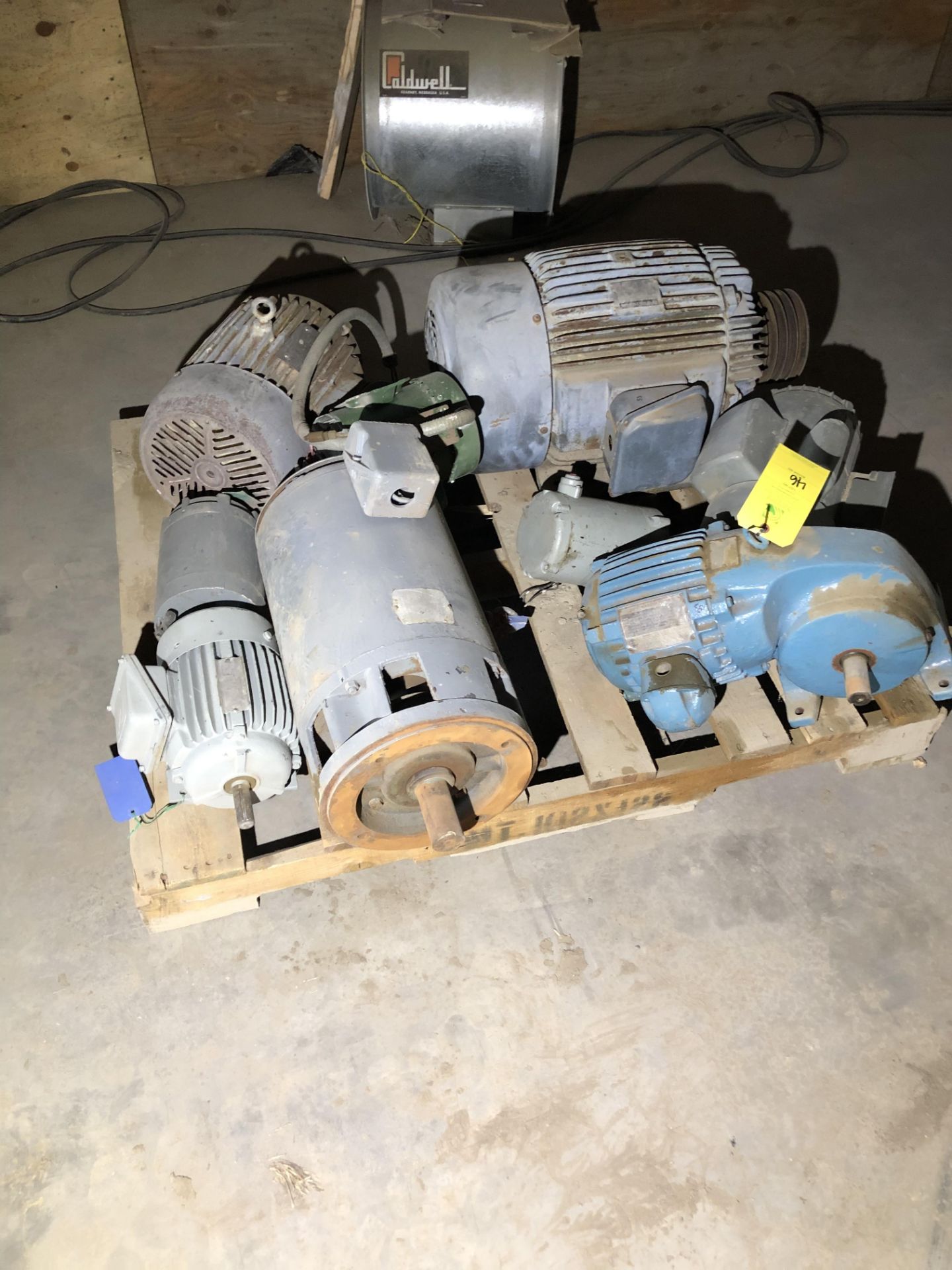 Pallet of Motors & Pumps, Including US Eletrical & Mitsubishi Motors - Image 3 of 5