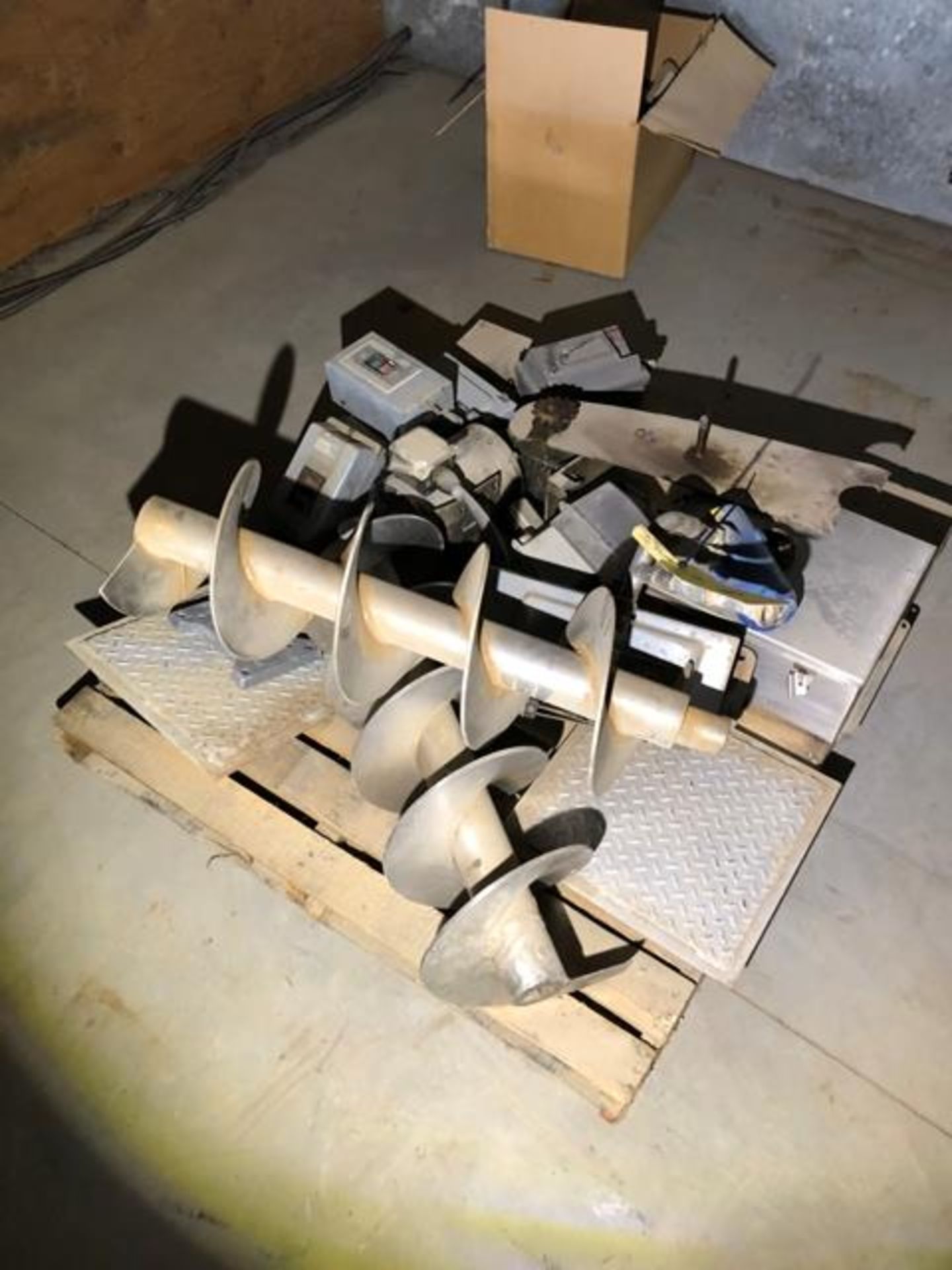 Pallet of Start Stop Boxes & 2-3 ft. Augers - Image 2 of 3