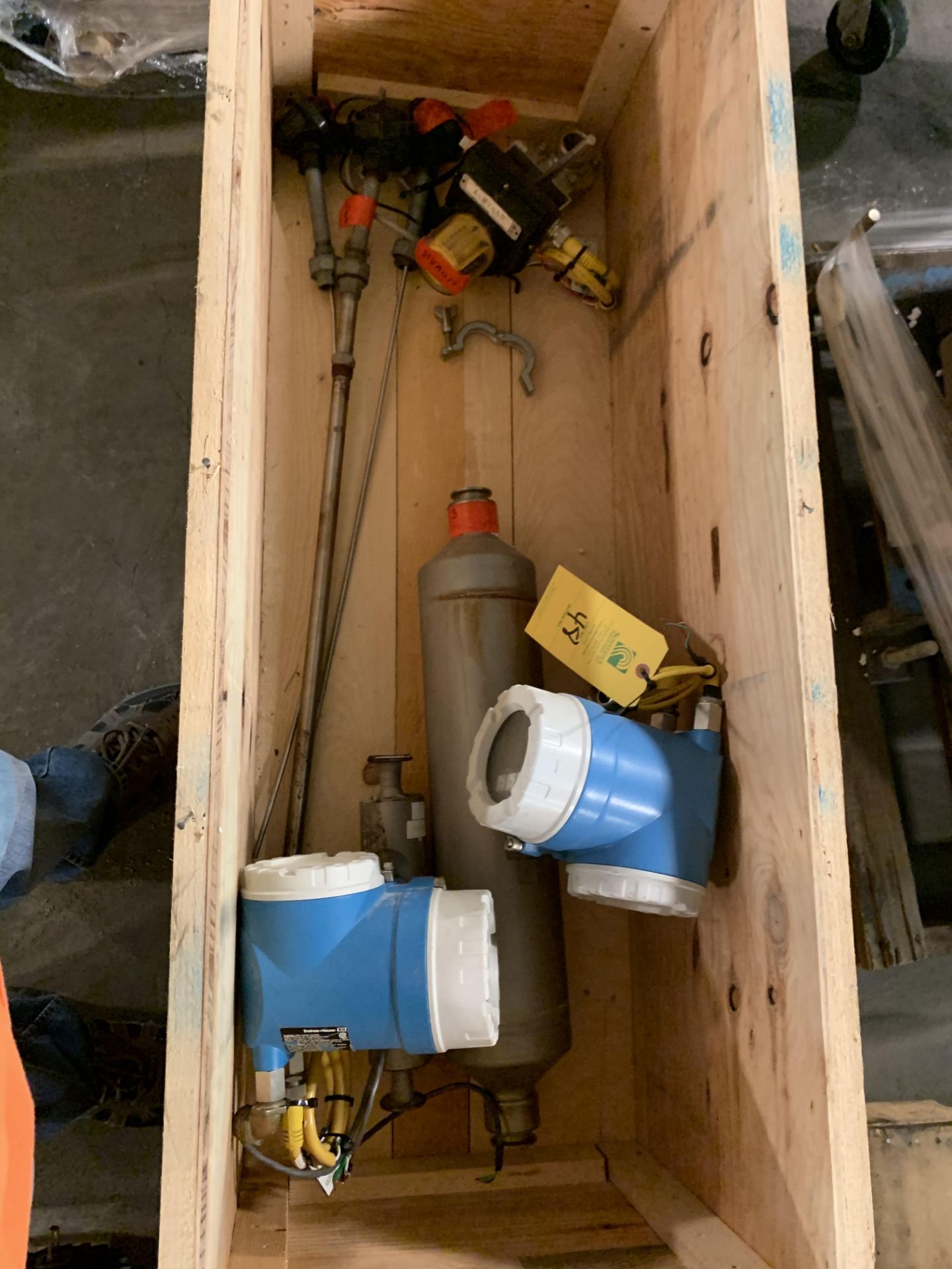 Endress Hauser Flow Meters, Loading Fee $25 - Image 2 of 4