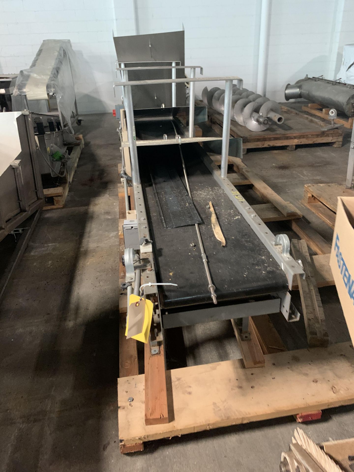 TGW Ermanco Cruz Belt Conveyor 14' Long x 16" wide, Loading Fee $250