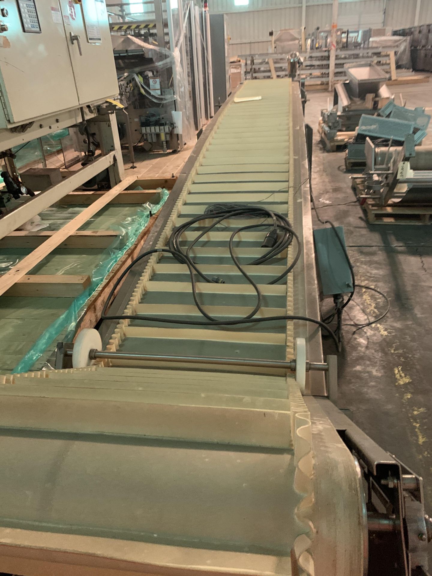 Kamflex Model 715 Cleated Incline Belt Conveyor, Loading Fee $250 - Image 2 of 6