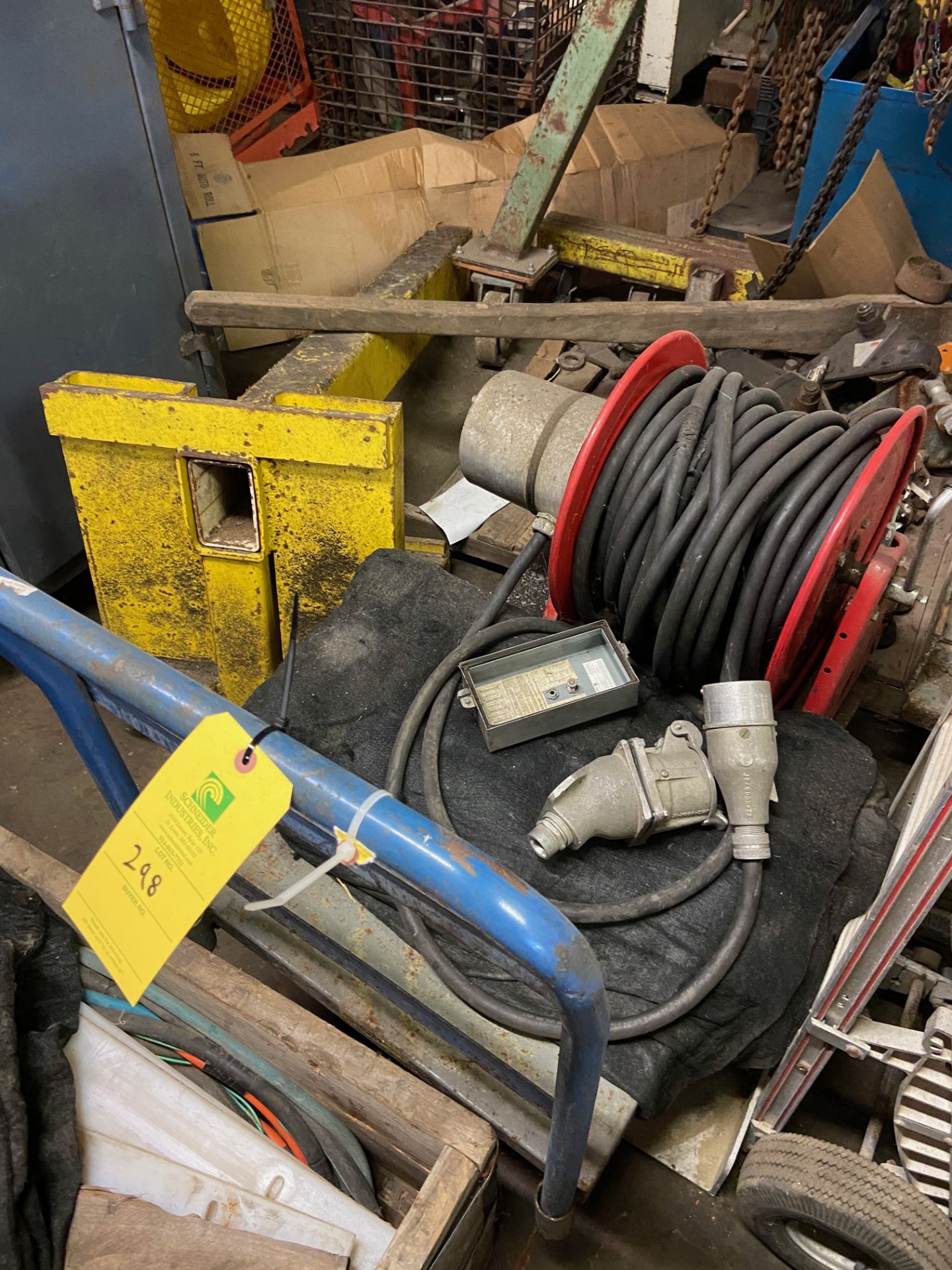 Heavy Duty Electrical Reel on Cart (Located in Oelwein, IA) (Rigging & Loading: $25) - Image 3 of 4