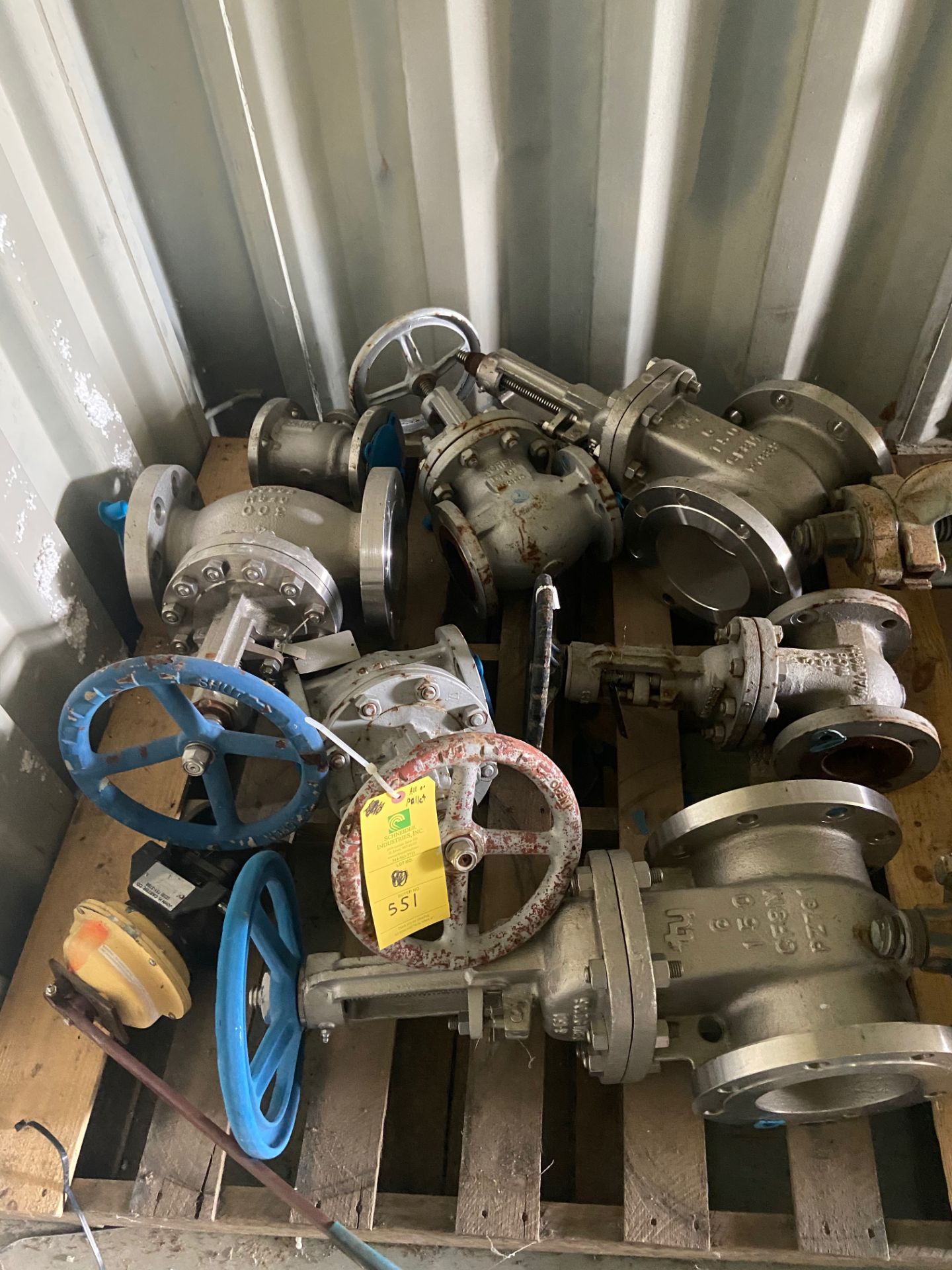 Pallet of Valves: (2) TY 150 Gate Valve, 6"; TY 300 Globe Valve, 4"; (All Pictured) (Located in