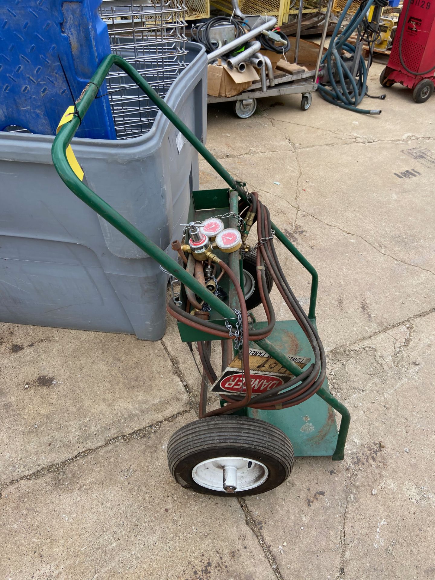 Two Tank Dolly w/ Attachments & Hoses, (Located in Oelwein, IA) (Rigging & Loading: $25) - Image 2 of 3