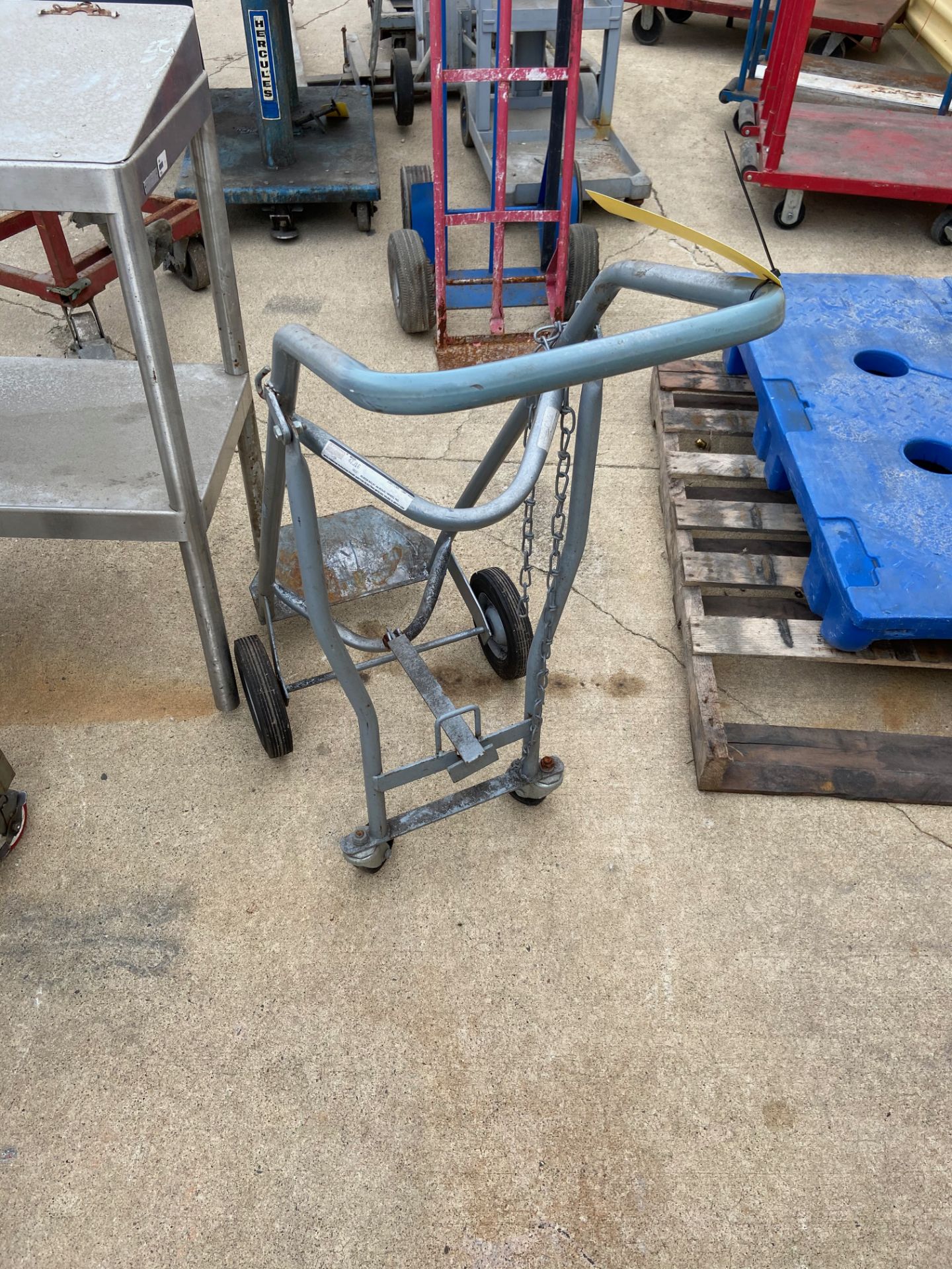 Drum/ Tank Dolly (Located in Oelwein, IA) (Rigging & Loading: $25) - Image 2 of 3