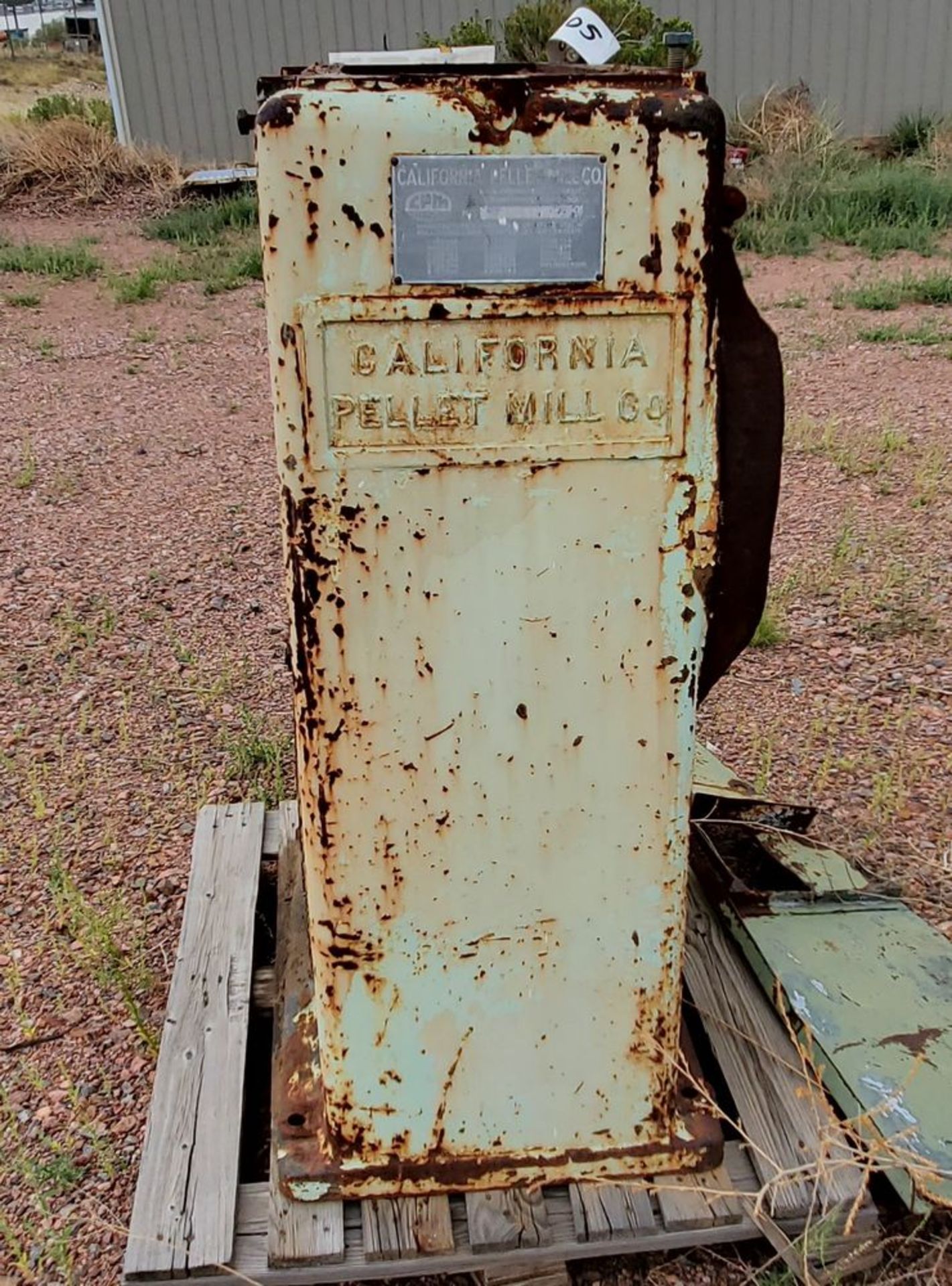 Located in Canon City CO: CPM gearbox case , Loading Fee of $50 - Image 2 of 4