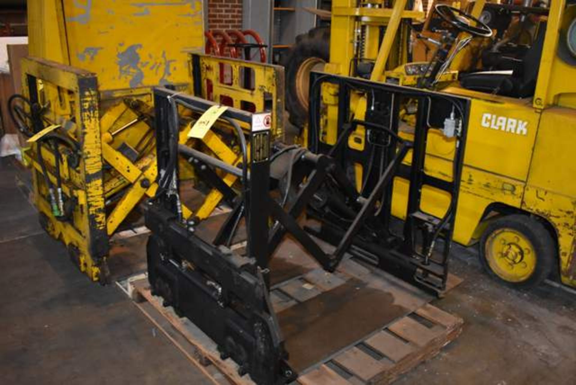 (Located in Sleepy Eye, MN) Swing Shift #PMG35A04 Fork Lift Attachment