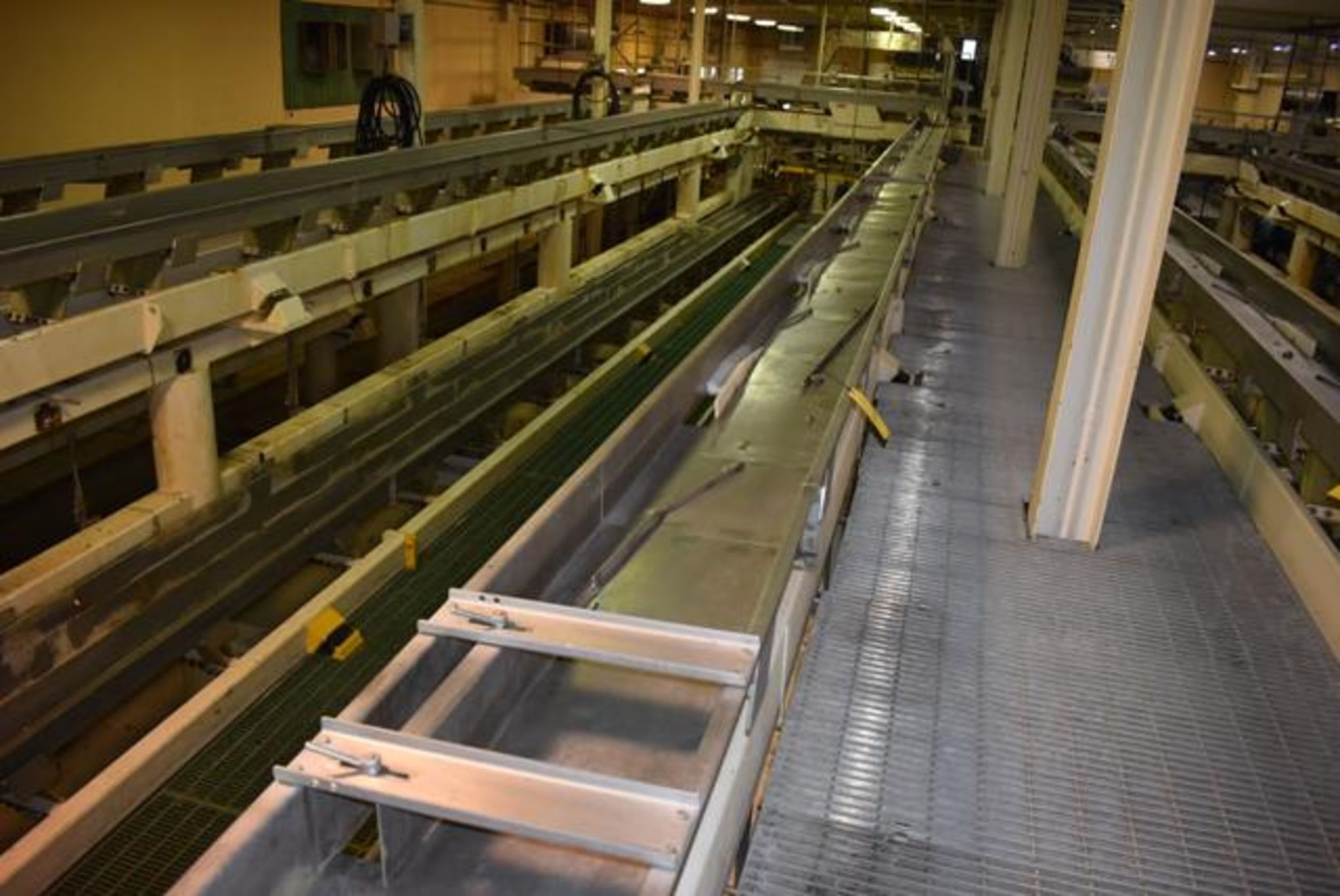 (Located in Sleepy Eye, MN) Commercial Vibratory Oscillating Shaker Conveyor, Approx. 72' Length x - Image 2 of 2