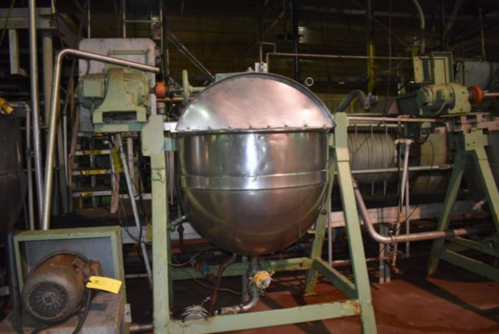 Lee Industries SS Jacketed Kettle, Rated 300 Gallon Capacity, Includes Mixer - Image 2 of 3