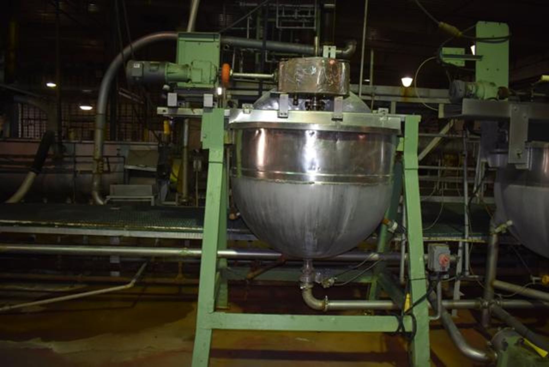 Lee Industries SS Jacketed Kettle, Rated 200 Gallon Capacity, Includes Mixer & Valve - Image 2 of 3