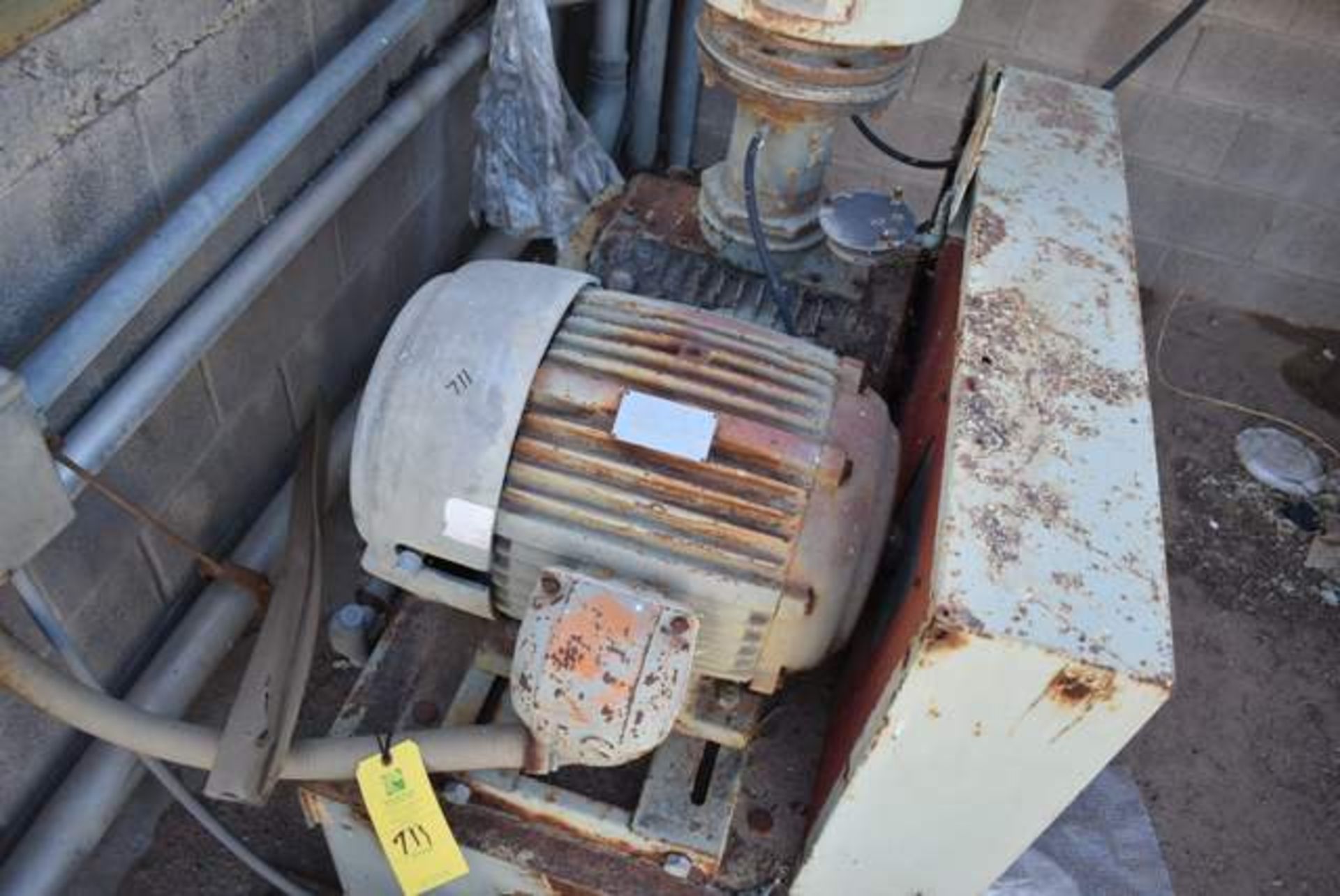 US 40 HP Motor & Vacuum Pump - Image 2 of 2