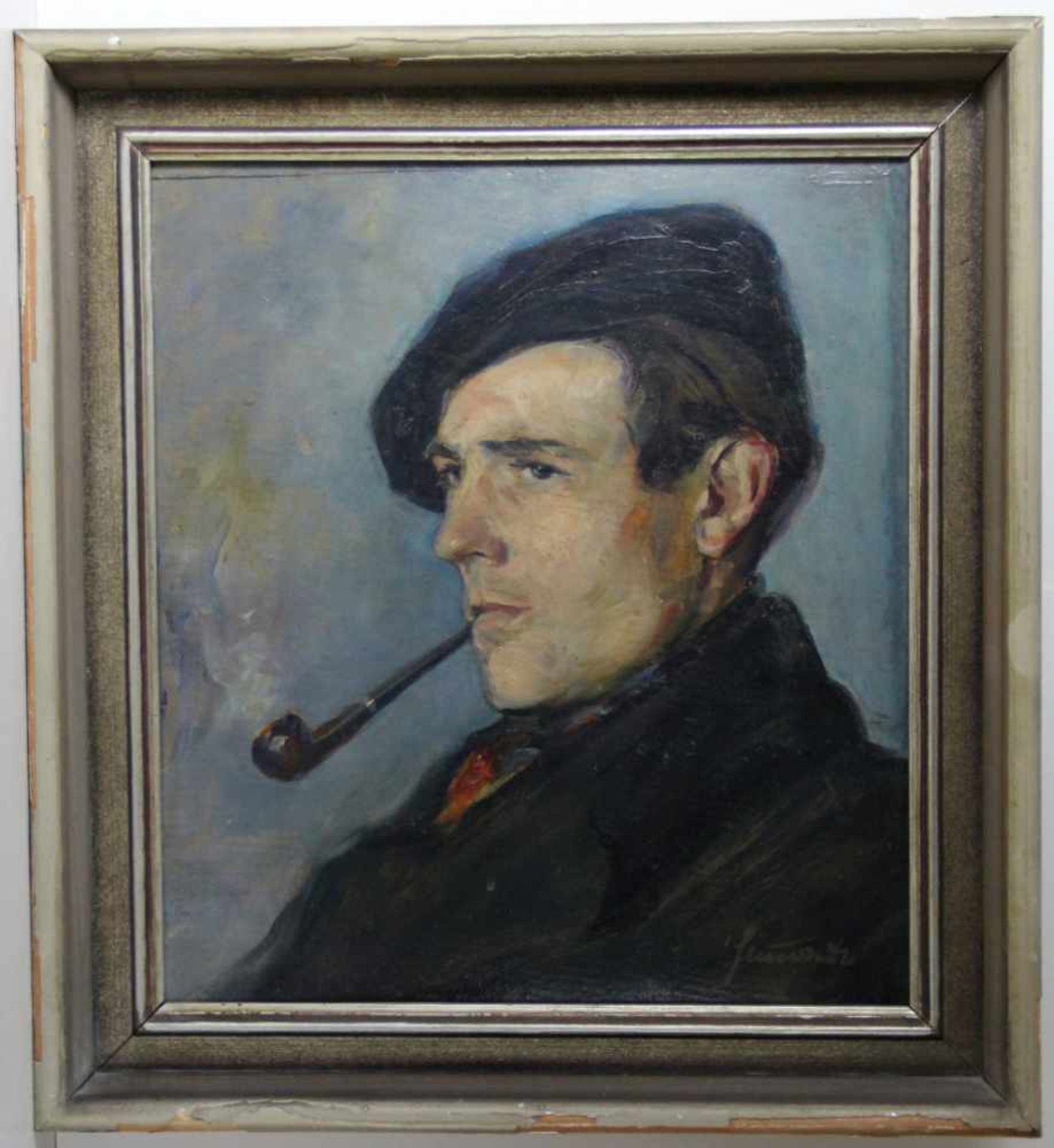 Hauwede, Herbert. (Geb. 1912): Porträt des Malers Erich Stephan, Leipzig. Brustbild mit Pfeife. Öl
