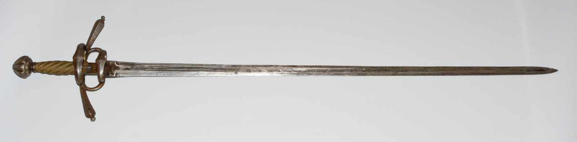 Rapier/StossdegenOesterreich/Italien, um 1700. Eisengefäss, geschwärzt, kugeliger, gerippter und - Bild 2 aus 13
