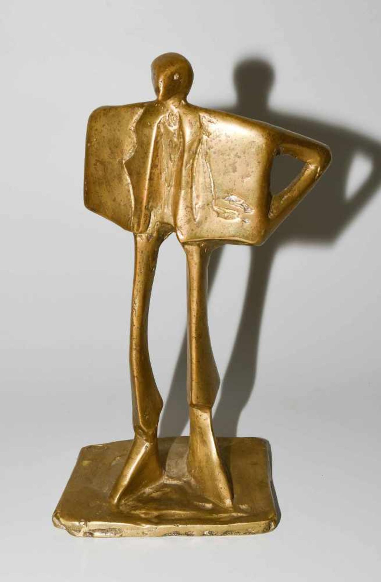 Metzler, Kurt Laurenz(St.Gallen 1941)Businessman. 1979. Bronze, gold patiniert. Auf dem Fuss - Bild 2 aus 9