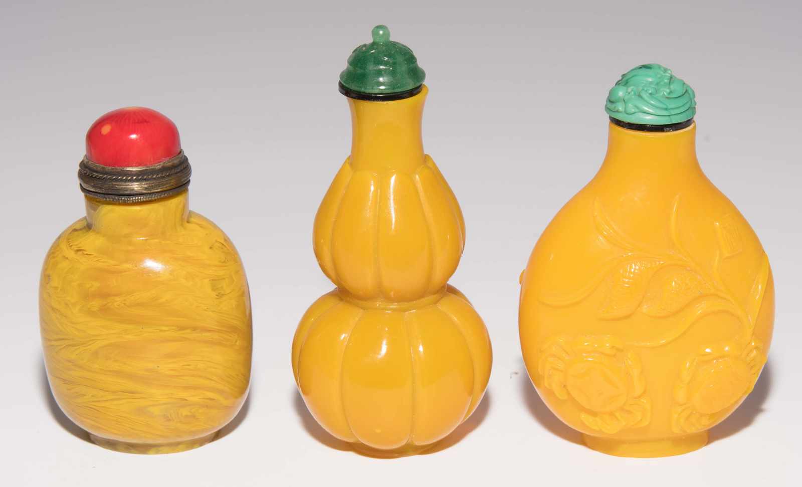 7 Glas Snuff BottlesChina. Halbtransparentes bis opakes Glas in verschiedenen Gelbtönen. H 5–8 cm. - Image 15 of 21
