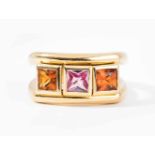 Tamara Comolli Edelstein-RingModell Curriculum Vitae. 750 Gelbgold. Moderner, massiver Ring mit