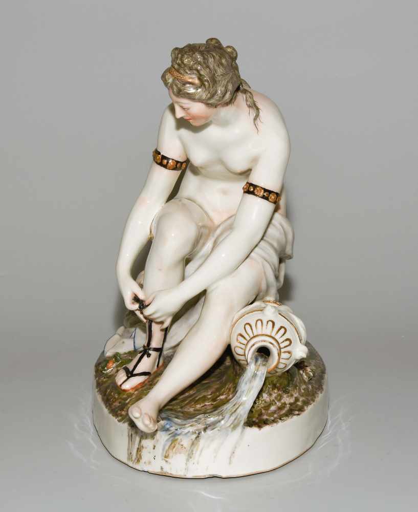 Figur, ZürichQuellnymphe (Sandalenbinderin) mit Putto. Entwurf: Valentin Sonnenschein um 1777. - Image 6 of 13