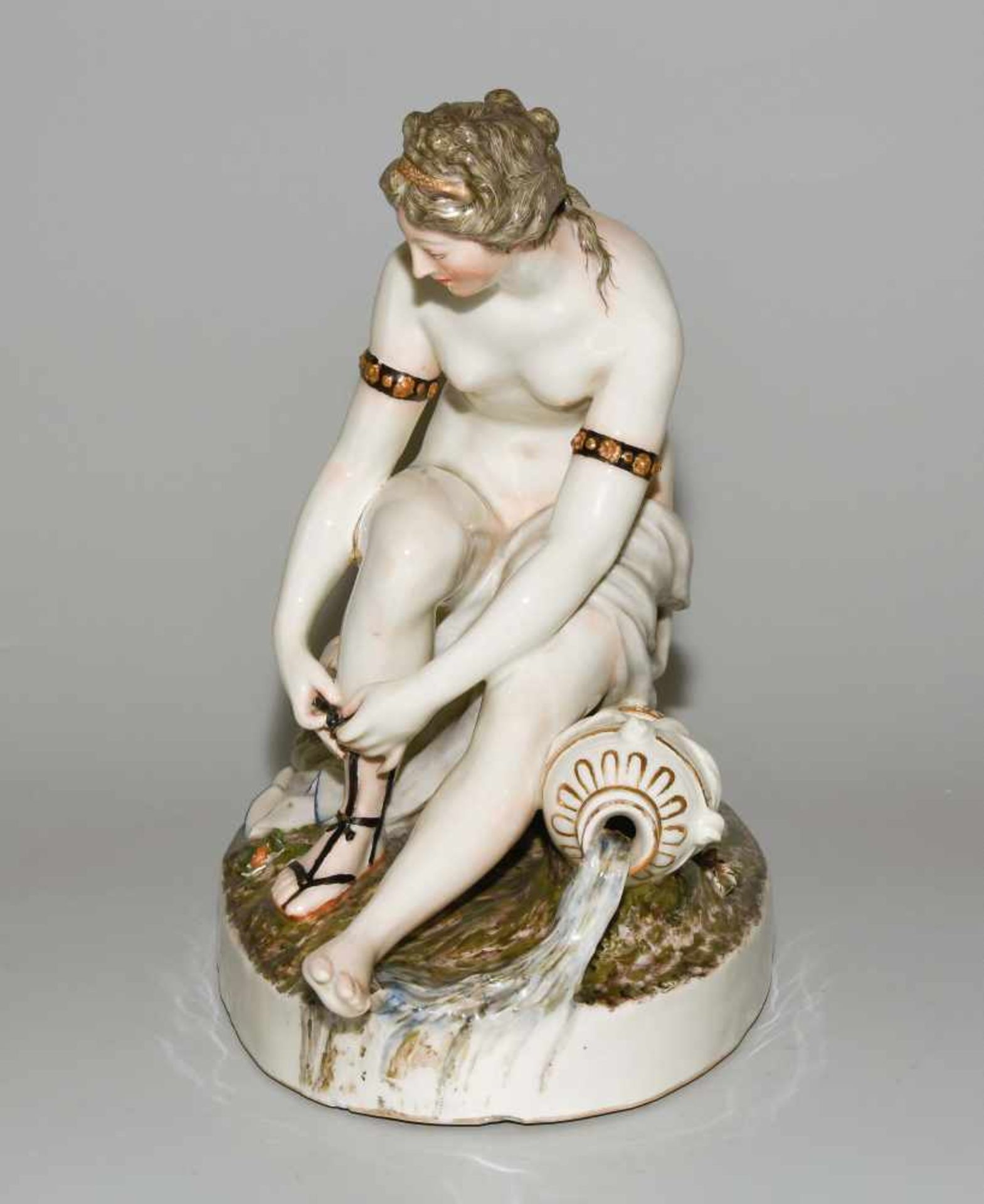 Figur, ZürichQuellnymphe (Sandalenbinderin) mit Putto. Entwurf: Valentin Sonnenschein um 1777. - Bild 6 aus 13