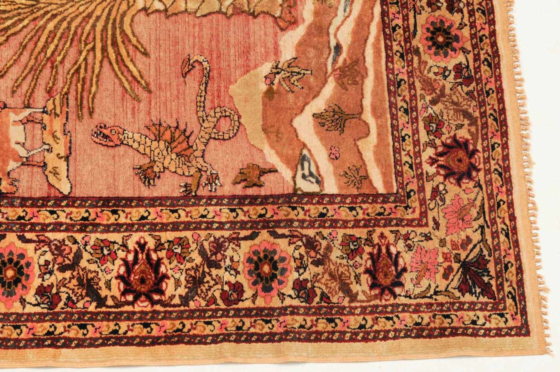 Panderma-SeideNO-Türkei, um 1930. Reliefgeknüpfter Teppich. Flormaterial reine Seide. Im Zentrum des - Bild 4 aus 10