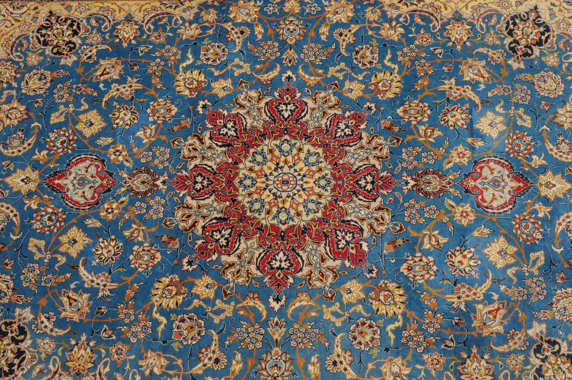 Isfahan - Image 5 of 16