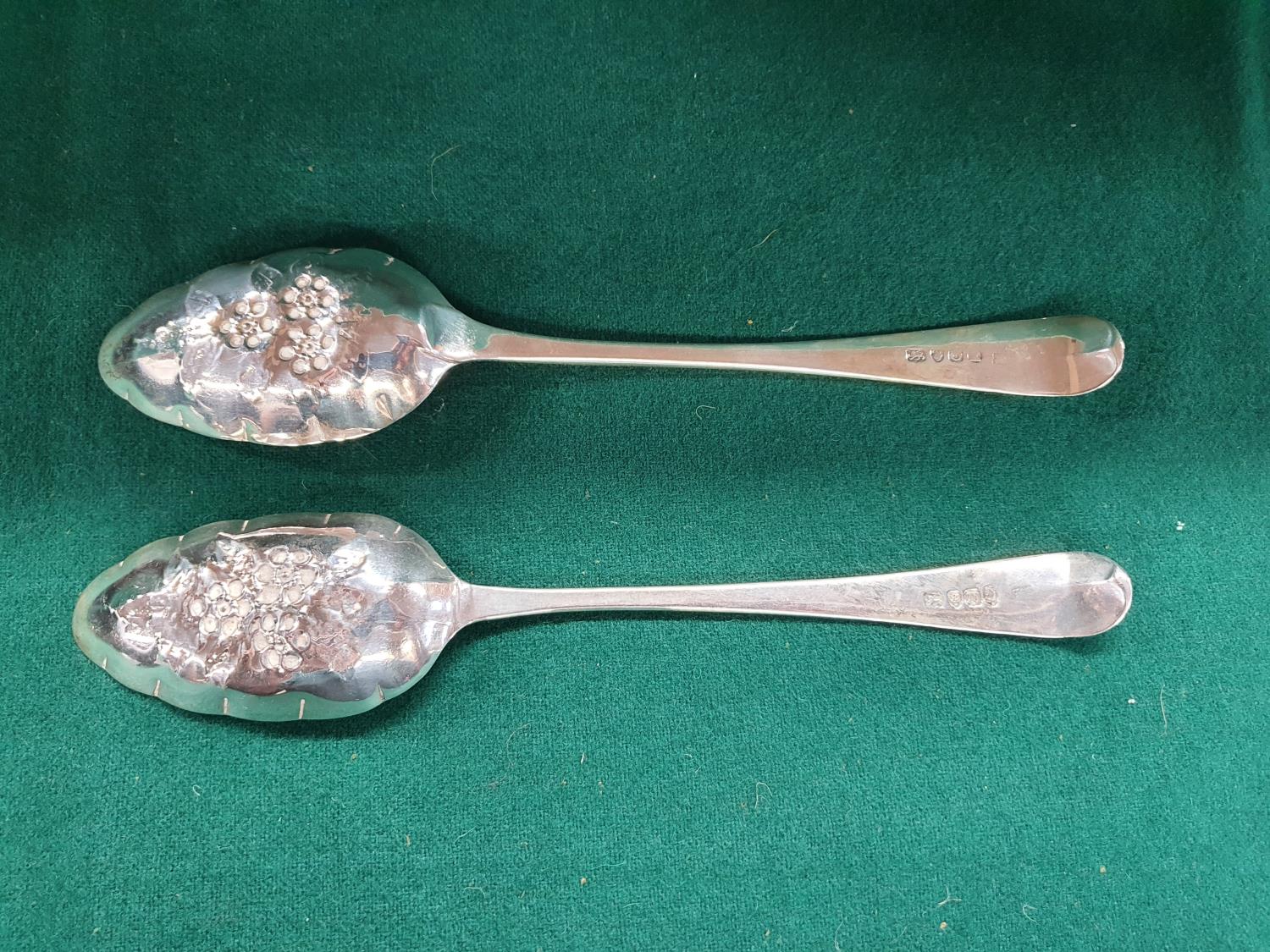 Two Georgian London silver Berry Spoons, 1794 & 1815. - Image 2 of 2