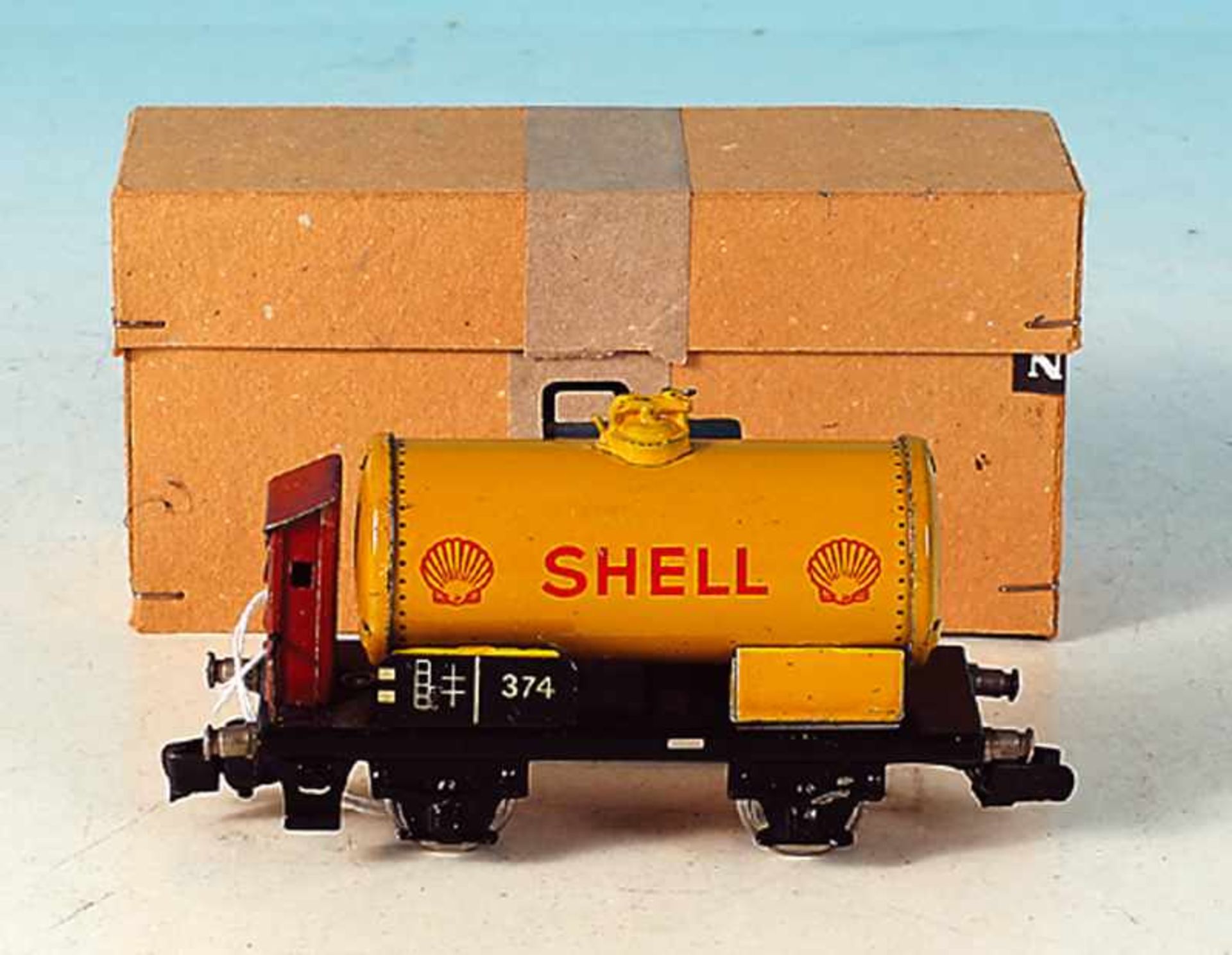 MARKLIN Kesselwagen 374.1 "SHELL"