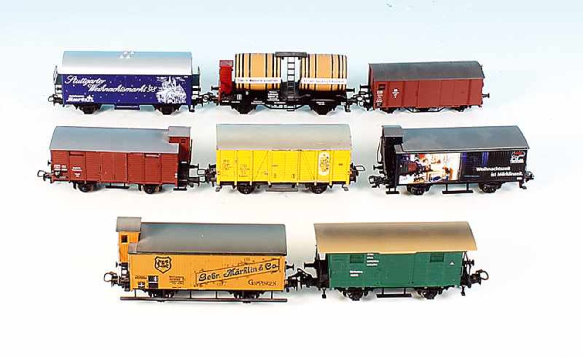 8 Güterwagen