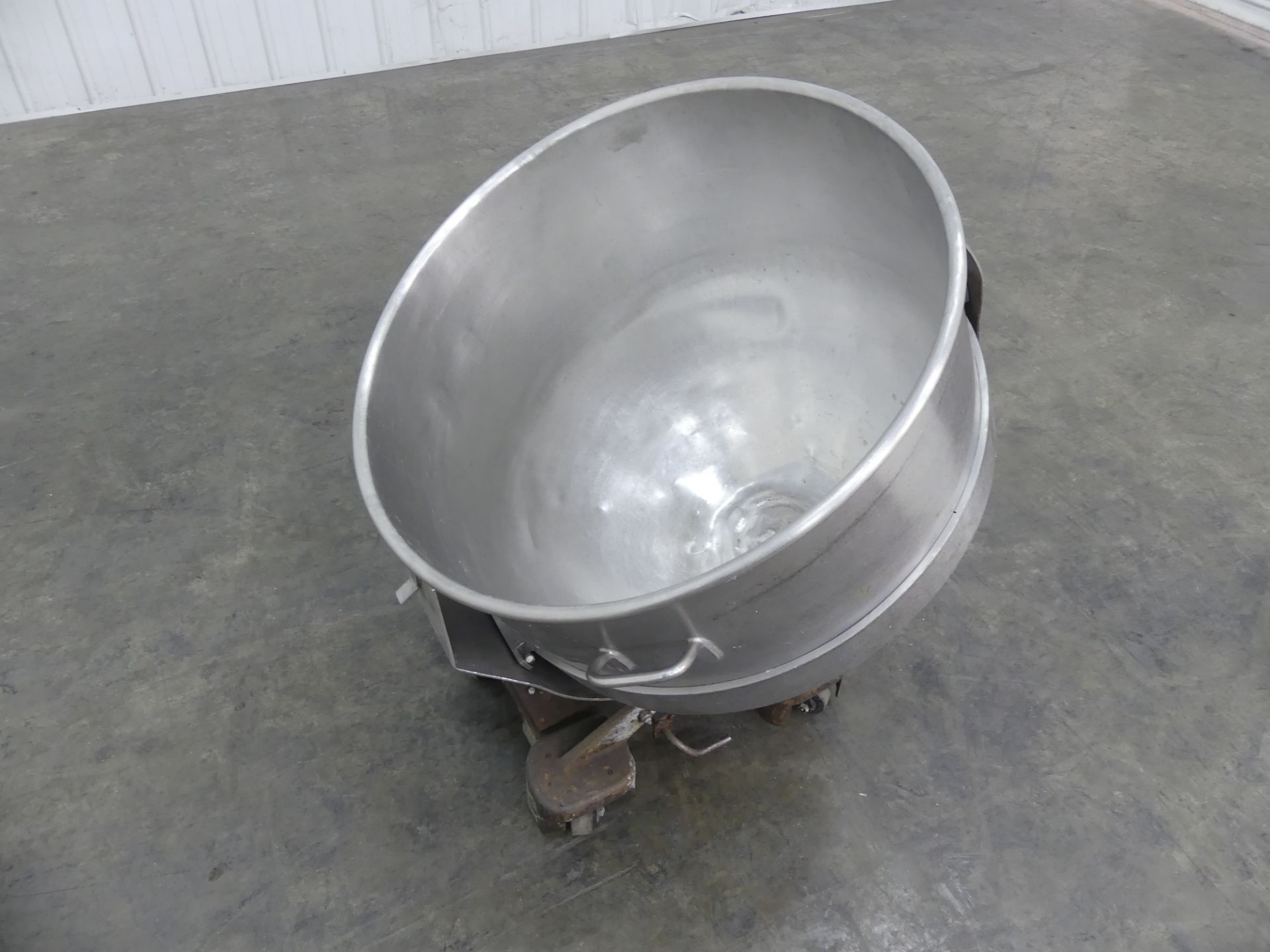 90 Gallon Stainless Steel Mixing Bowl D6100 - Image 3 of 6