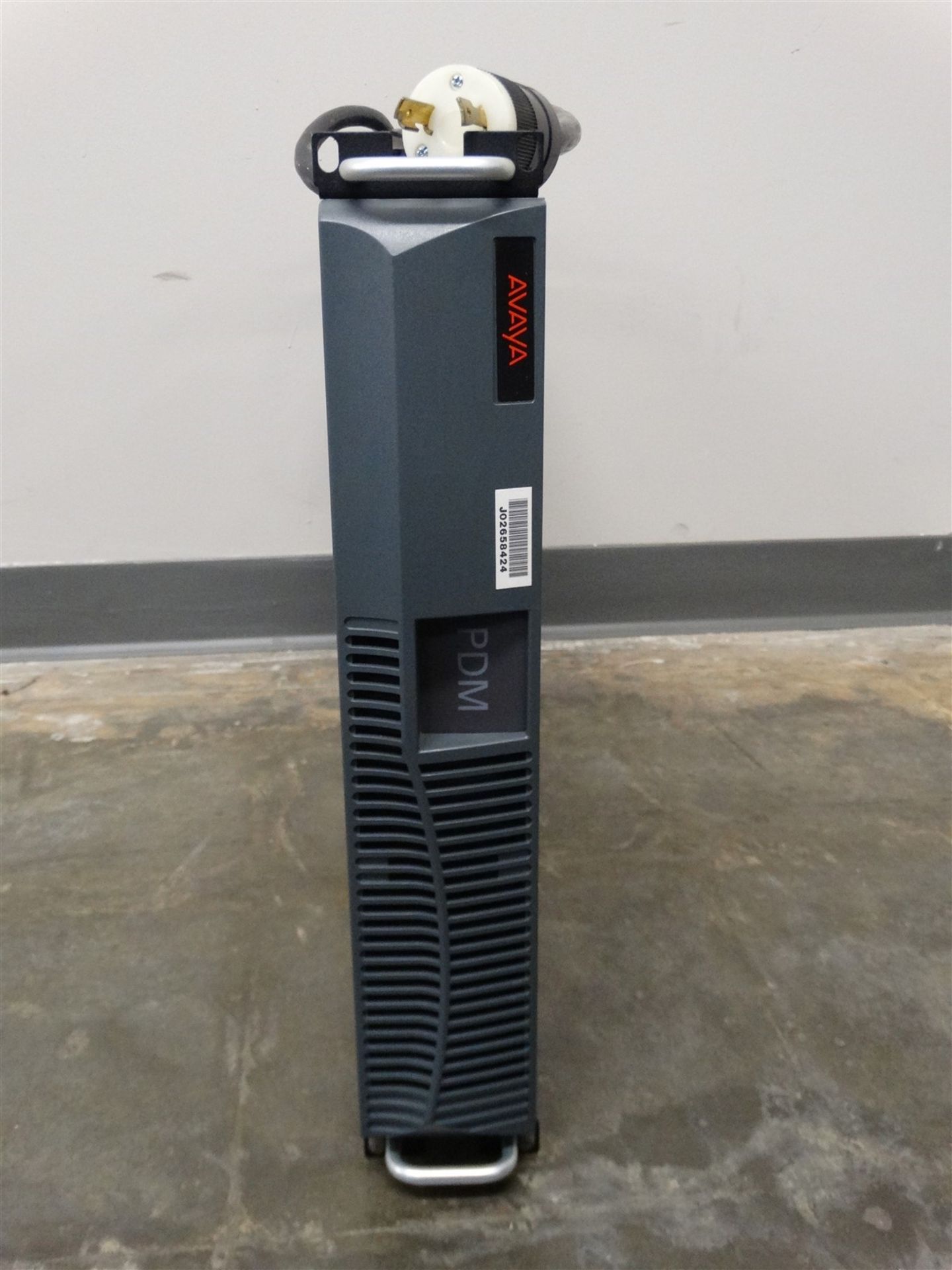 Avaya Ups Uninterruptible Power Supply PDM2-LV-US-P1 P/N 103002742-4101 120V 24A SKU: 20660 - Image 5 of 12