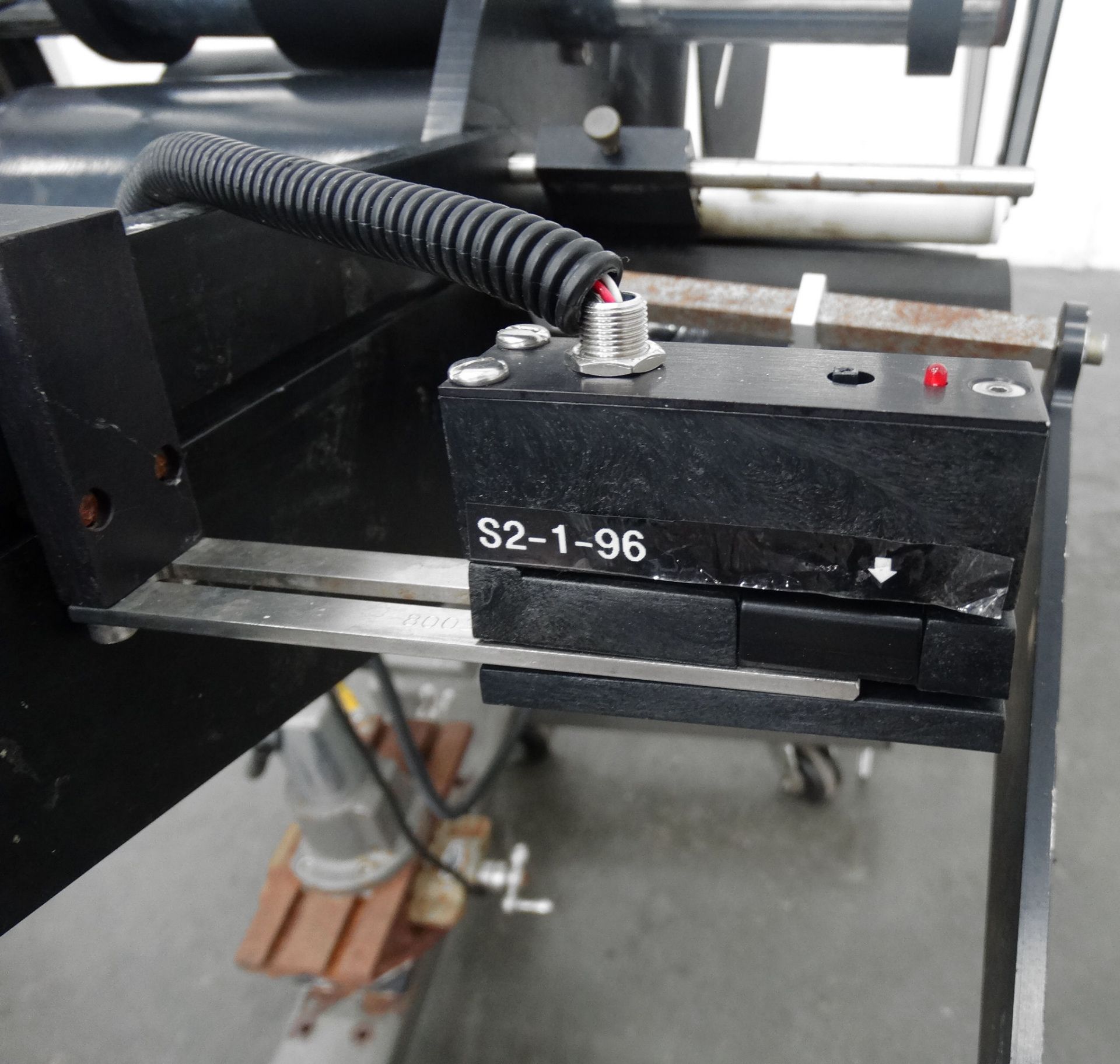 Accraply 500H0P Pressure Sensitive Labeler B5290 - Image 8 of 11