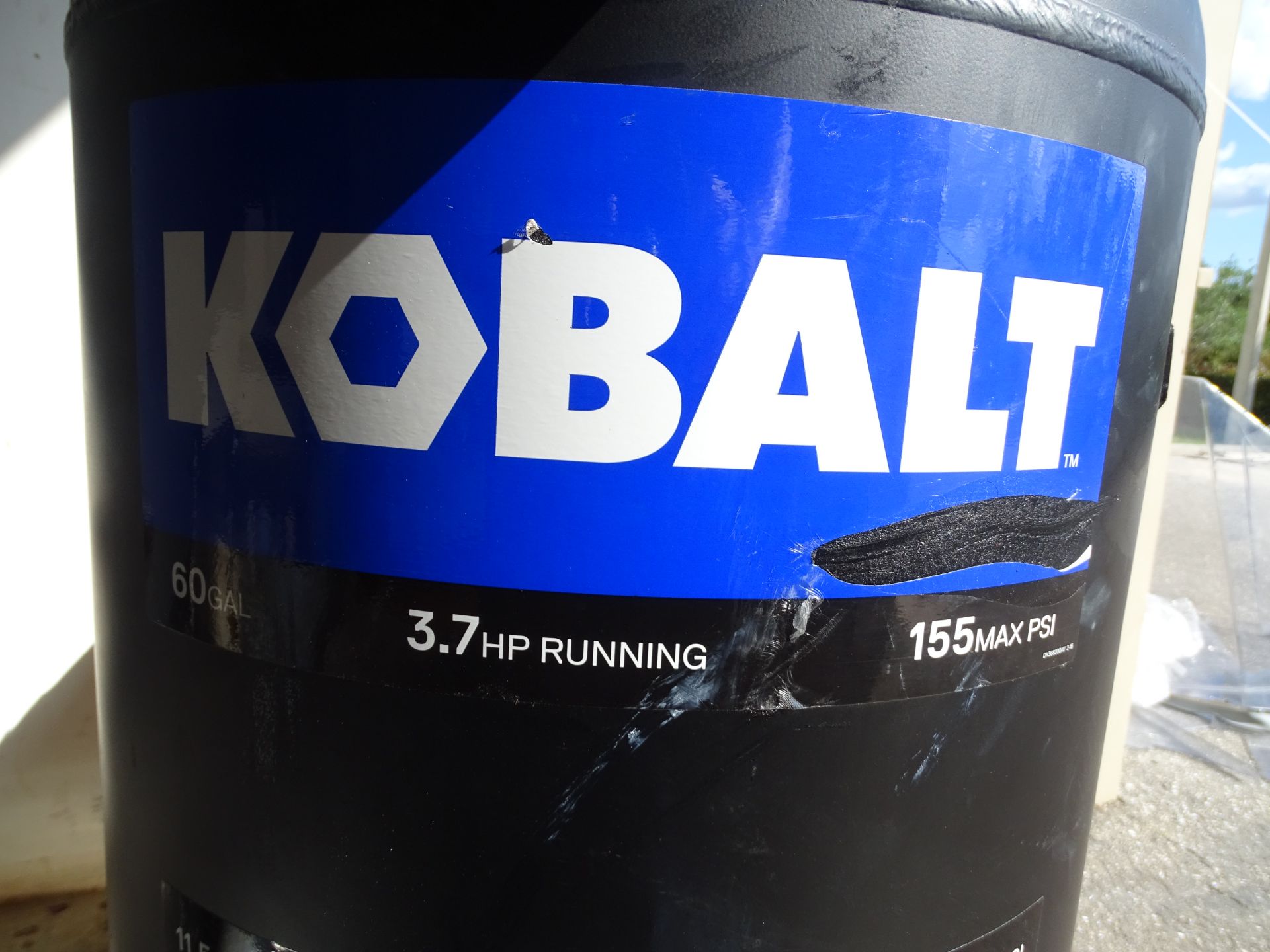 Kobalt 60 Gallon Stationary Air Compressor H5492 - Image 5 of 7