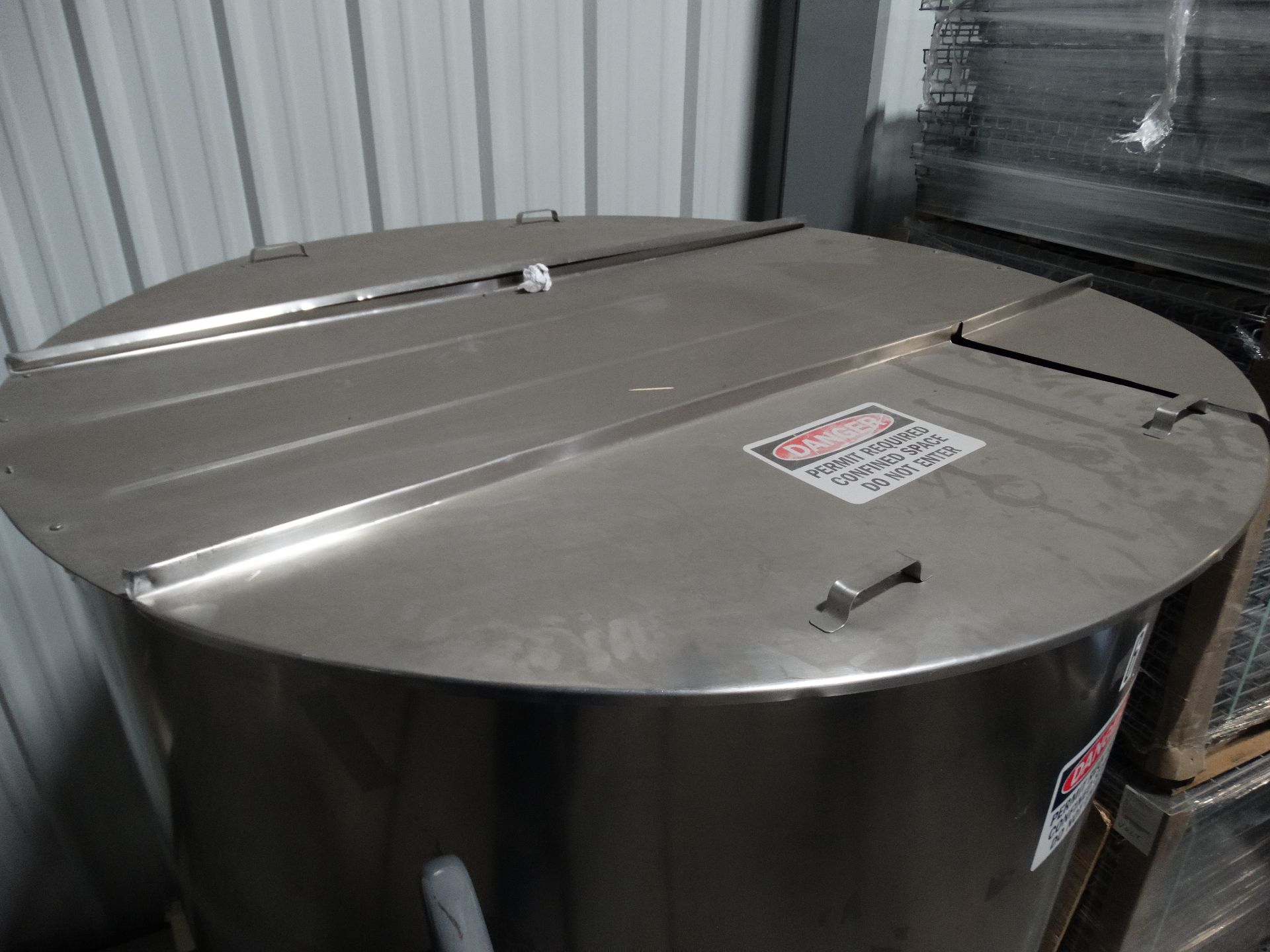 Perma San 1000 Gallon Stainless Single Wall Tank H6648 - Image 5 of 7