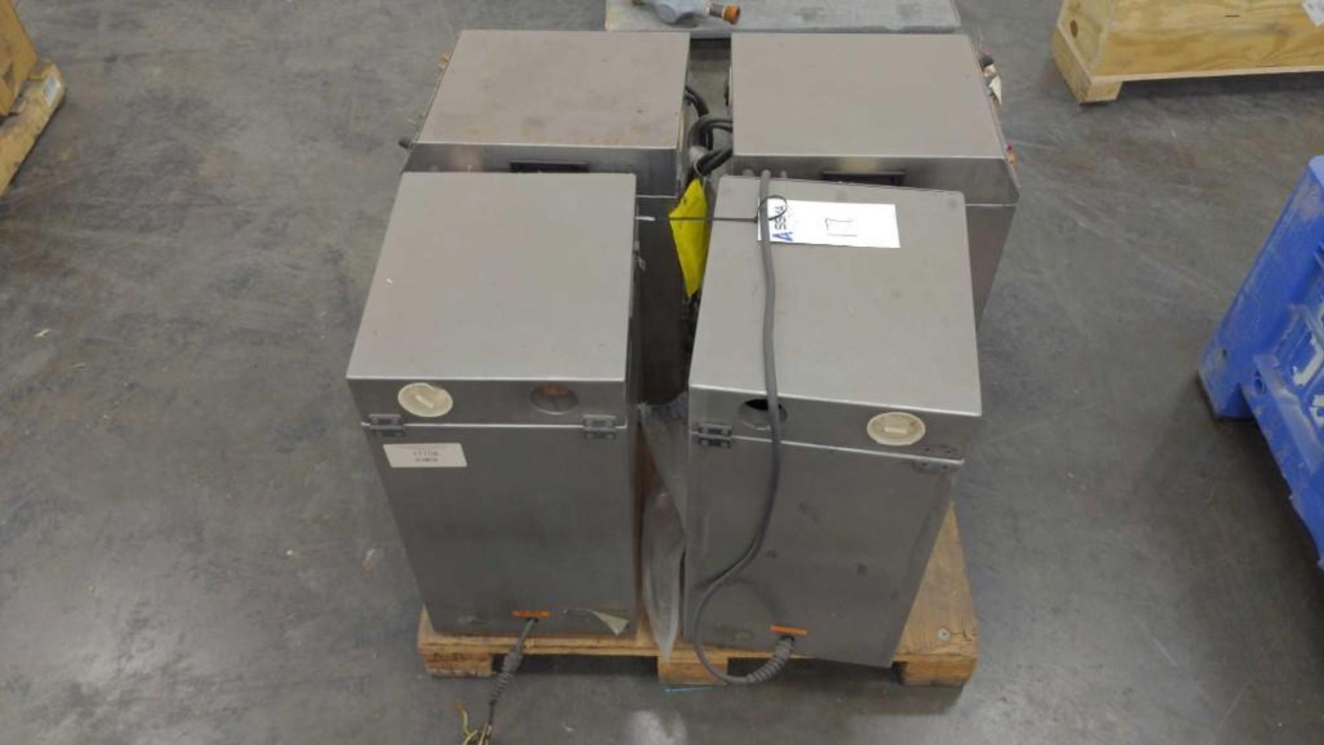 Lot of 4 Impell SM1220SS Air Purification Systems - Image 2 of 5