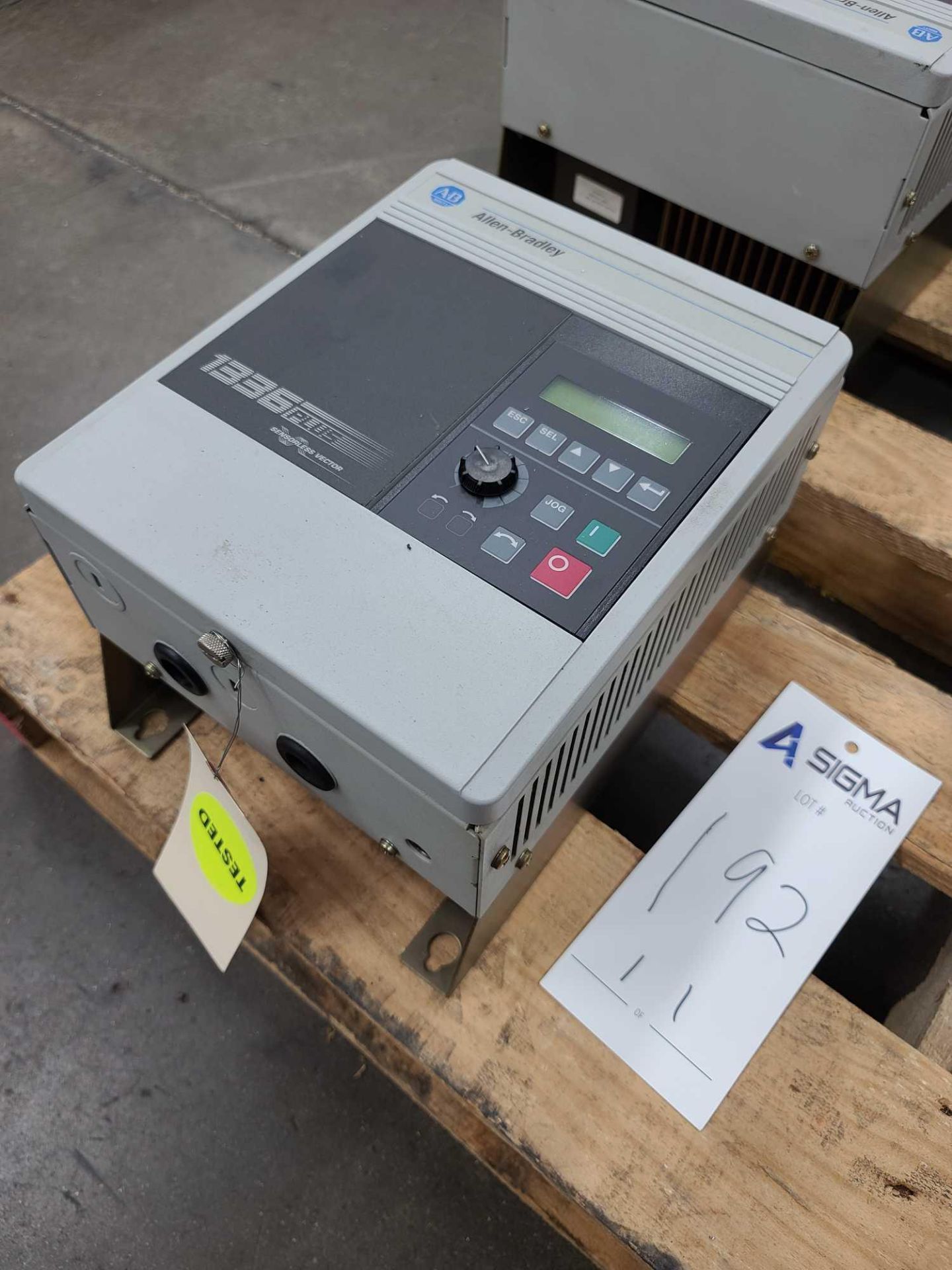 Allen-Bradley 1336 Plus Sensorless Vector