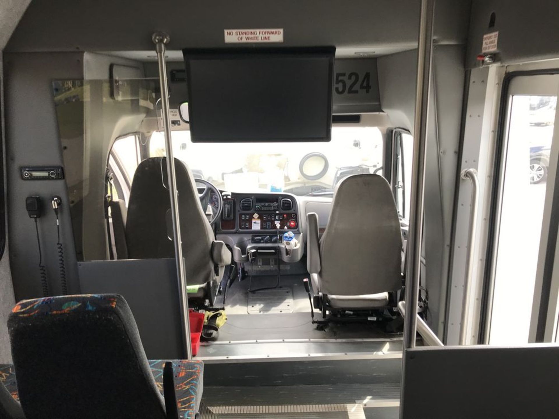 2014 FREIGHTLINER MODEL AMERITRANS, 38 SEAT PASSENGER COACH BUS - Image 16 of 19