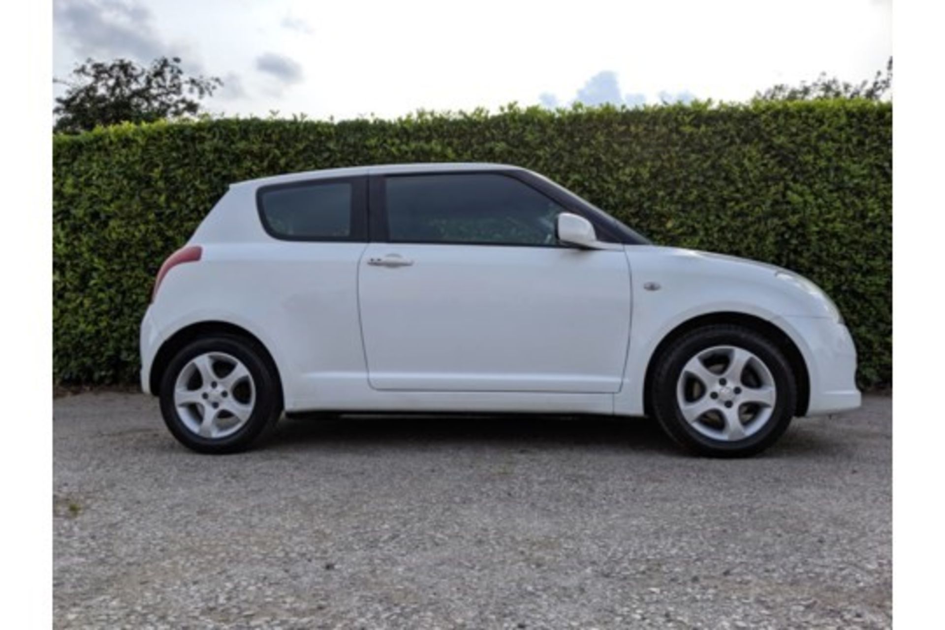 2008 Suzuki Swift VVTS GLX 1.5L - Image 4 of 12