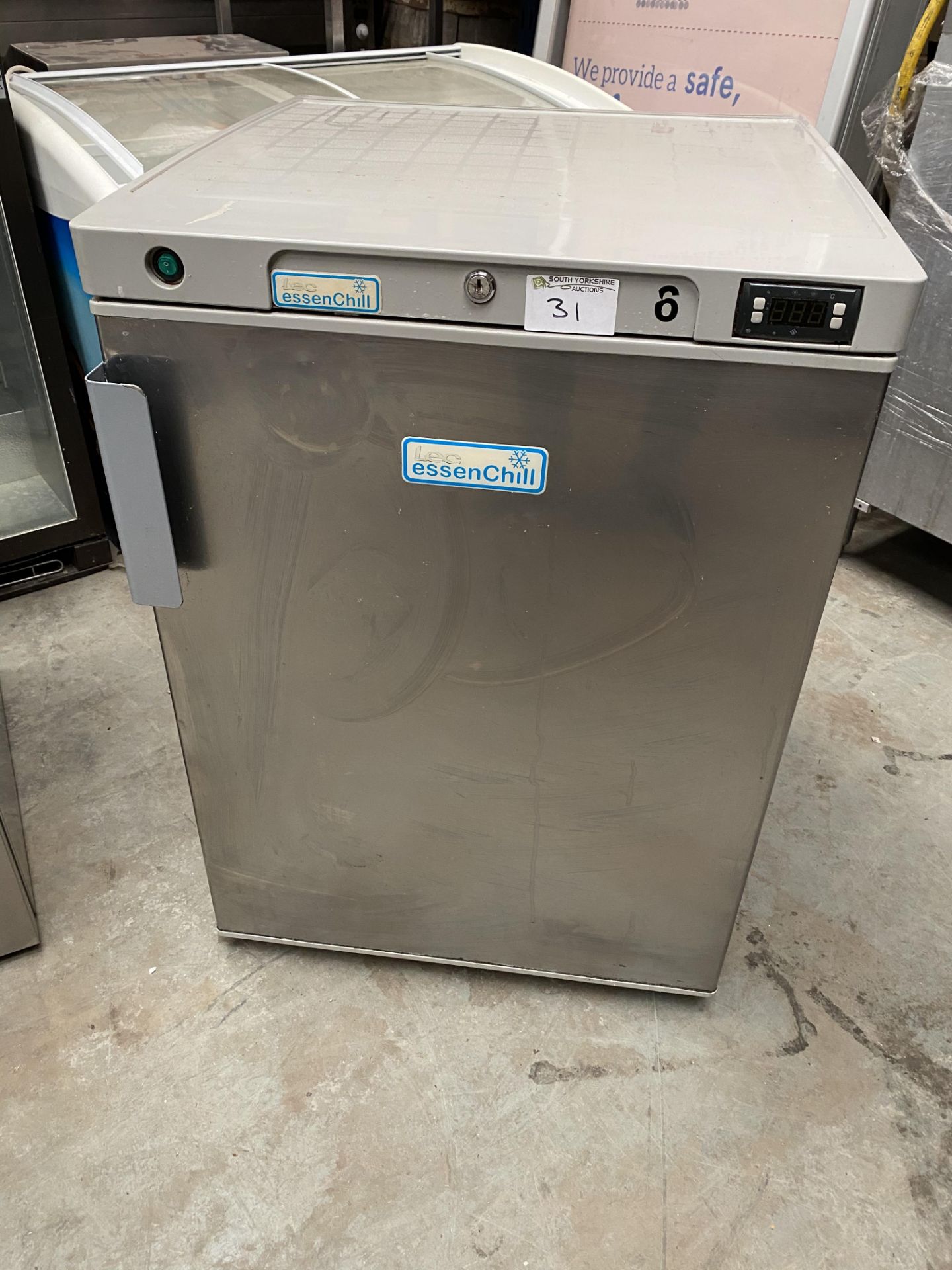 Lec Essenchill Undercounter Fridge