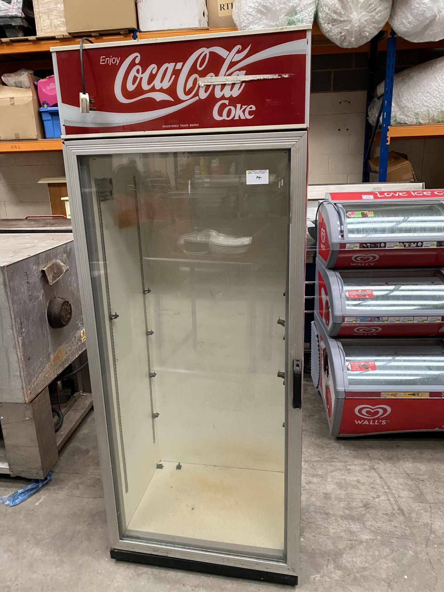 Coca Cola Pop Fridge - Image 2 of 2