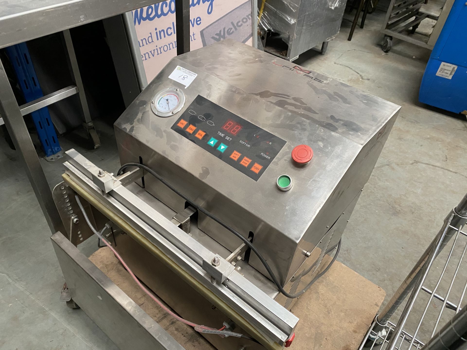 Univac E600 Vacuum Packer