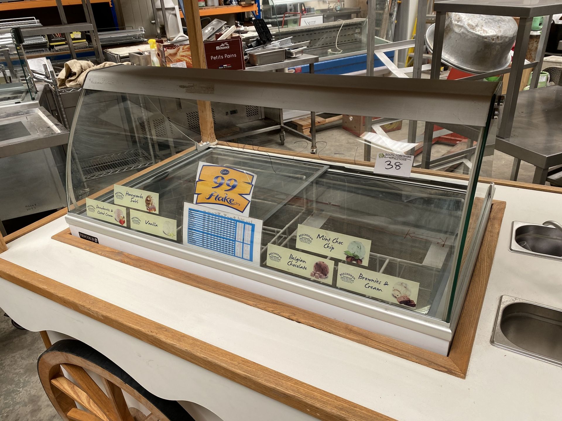 Large Ice Cream Cart, Excellent on Wheels - Image 11 of 11