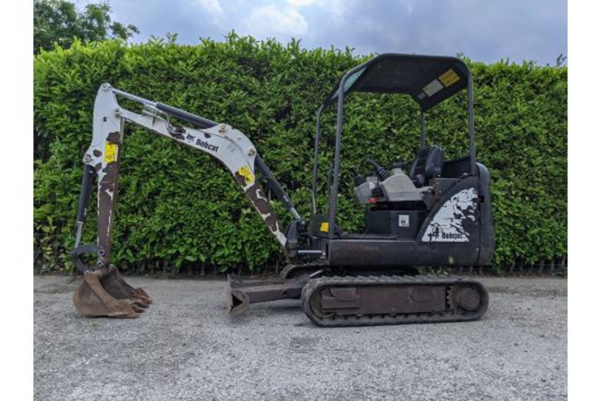 2013 Bobcat E16 1.6 Tonne Mini Digger 2217 Hours - Image 6 of 7