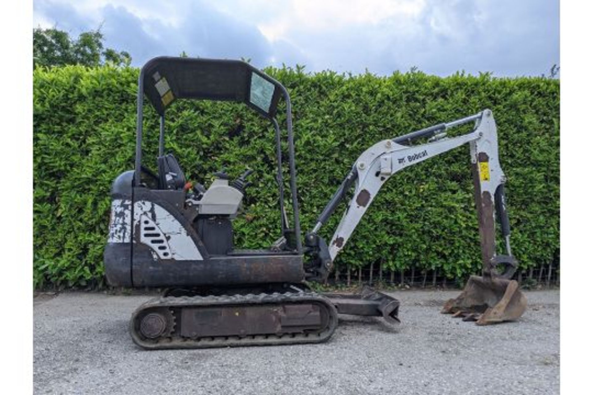 2013 Bobcat E16 1.6 Tonne Mini Digger 2217 Hours