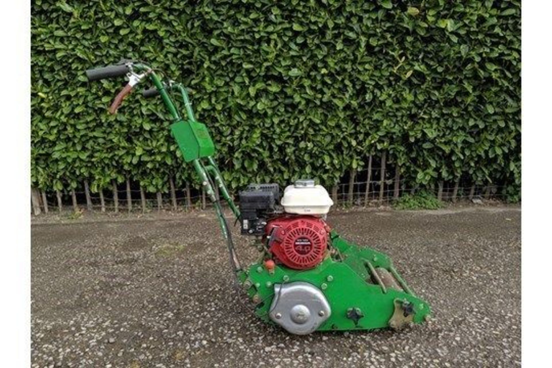 2009 Dennis FT430 5 Blade Cylinder Mower - Image 5 of 6