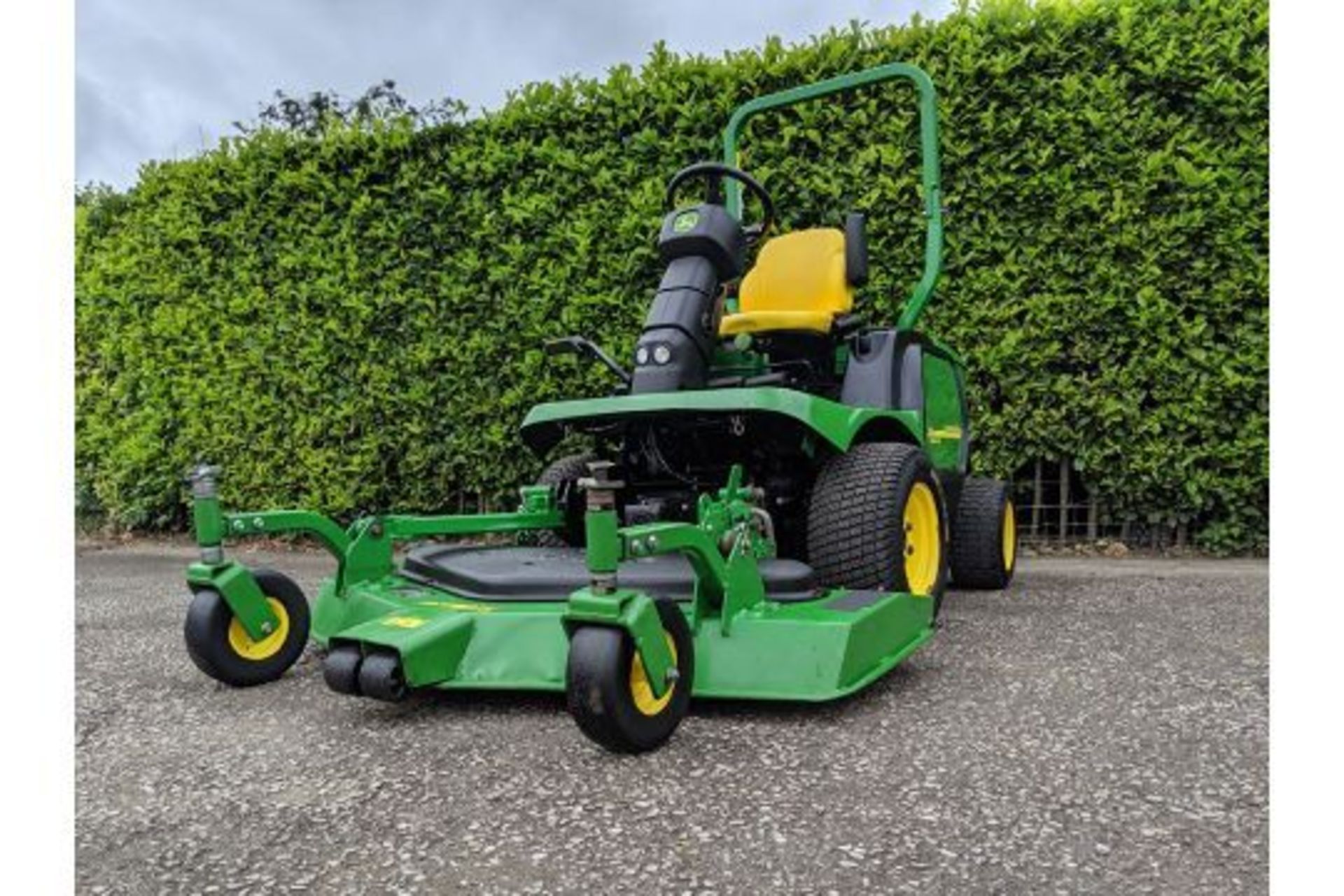 2012 John Deere 1445 Series II 62" Ride On Rotary Mower